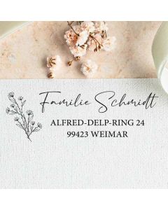 Namensstempel aus Holz mit Adresse und Blumen  