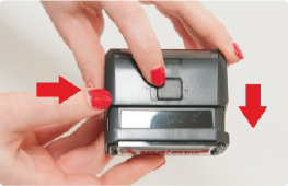Bild wo der Stempel geöffnet wird.