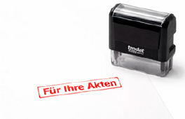 Bild wo gerade mit einem Trodat Printy ein Testabruck gemacht wurde.
